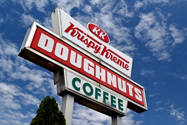 Sign for Krispy Kreme in Richmond, Virginia [02]