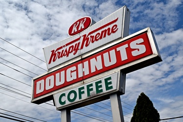 Sign for Krispy Kreme in Richmond, Virginia [03]