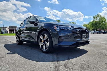 Audi Q4 e-tron [02]