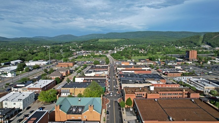 Downtown Waynesboro, facing east