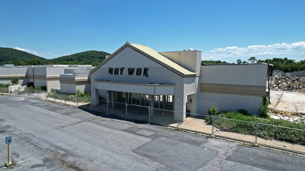 Staunton Mall demolition progress [16]