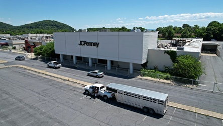 Staunton Mall demolition progress [19]