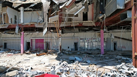 Staunton Mall demolition progress [27]