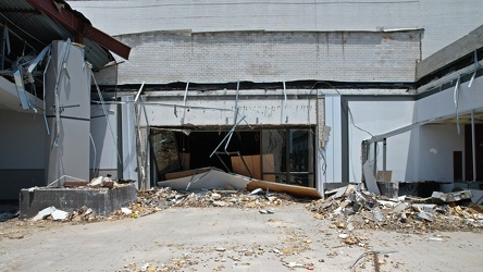 Staunton Mall demolition progress [60]