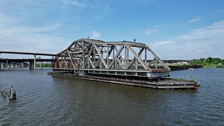 Spring Garden Swing Bridge [02]