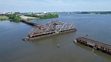 Spring Garden Swing Bridge [05]