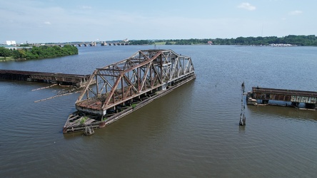 Spring Garden Swing Bridge [06]