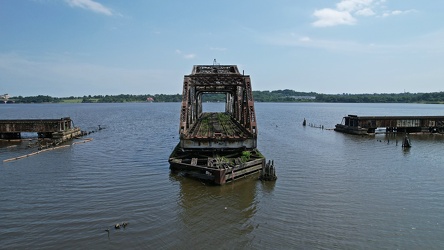 Spring Garden Swing Bridge [08]