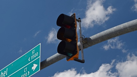 Traffic signals on Nicholson Lane [05]