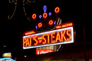 Sign for Pat's King of Steaks [02]