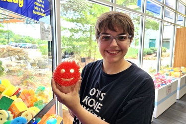 Scrub Daddy retail store [05]