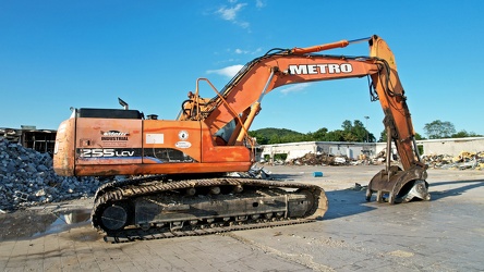 Staunton Mall demolition progress, August 2022 [22]