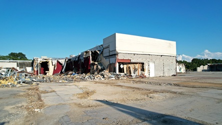 Staunton Mall demolition progress, August 2022 [24]