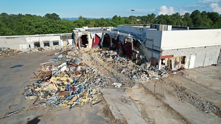 Staunton Mall demolition progress, August 2022 [17]