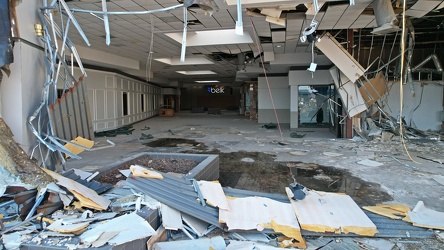 Staunton Mall demolition progress, August 2022 [28]