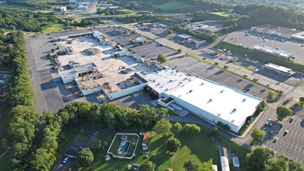 Staunton Mall demolition progress, August 2022 [03]