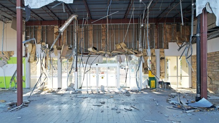 Staunton Mall demolition progress, August 2022 [12]