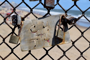 Love locks in Ocean City [09]