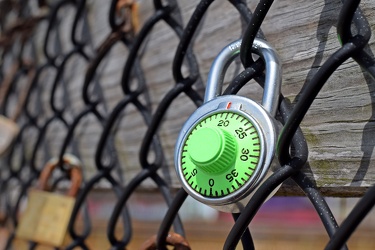 Love locks in Ocean City [13]