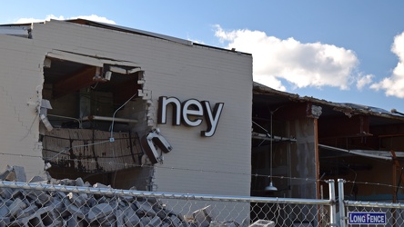 Staunton Mall demolition progress, September 2022 [01]