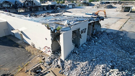 Staunton Mall demolition progress, September 2022 [05]