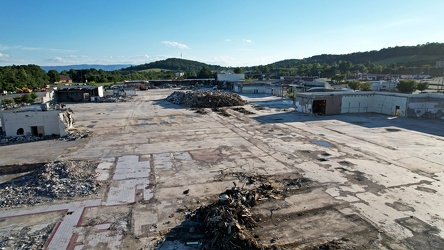 Staunton Mall demolition progress, September 2022 [11]