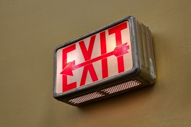 Vintage exit sign at Kroger [02]