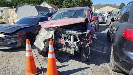 Totaled 2005 Nissan Pathfinder [02]