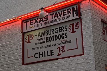 Texas Tavern [03]