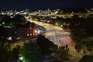 Intersection of Western Avenue, West Summit Hill Drive, Henley Street, and Broadway [01]