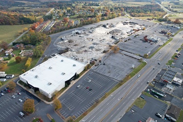 Staunton Mall demolition progress, October 2022 [01]