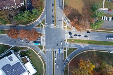 Intersection of Montgomery Village Avenue, Christopher Avenue, and Lost Knife Road [05]