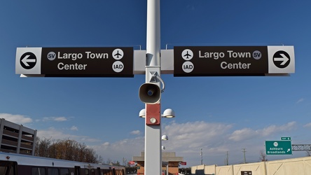 Signage for trains towards Largo at Ashburn station [02]