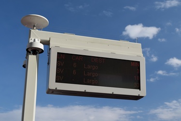 PIDS screen at Reston Town Center station [02]