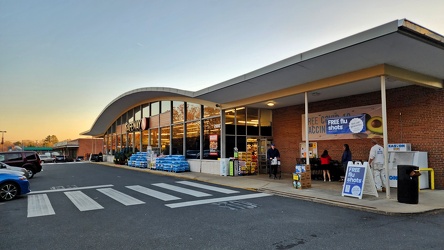 Safeway on Fort Hunt Road [01]