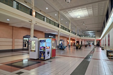 Southwestern end of Tanglewood Mall