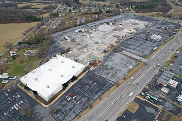 Staunton Mall demolition progress, December 2022 [01]