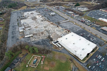 Staunton Mall demolition progress, December 2022 [03]