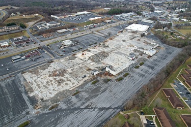 Staunton Mall demolition progress, December 2022 [04]