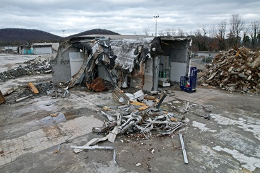 Staunton Mall demolition progress, December 2022 [08]