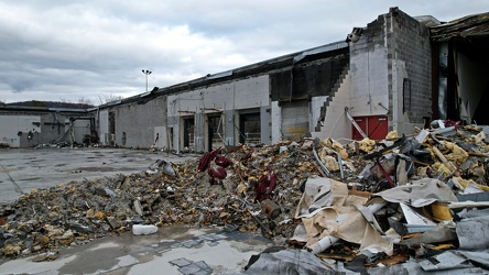 Staunton Mall demolition progress, December 2022 [18]