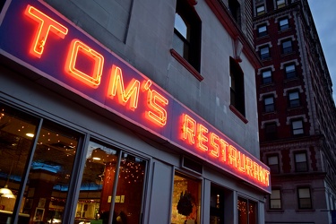 Tom's Restaurant [13]