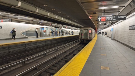 Train departing WTC Cortlandt station