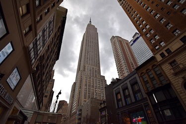 Empire State Building from West 34th Street, facing southeast [03]