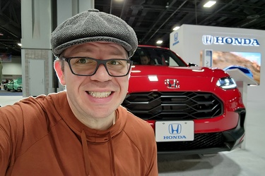 Selfie with a 2023 Honda HR-V Sport at the Washington Auto Show [02]