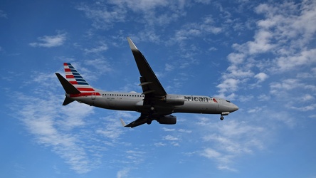 N873NN arriving at Washington National Airport