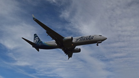 N517AS arriving at Washington National Airport