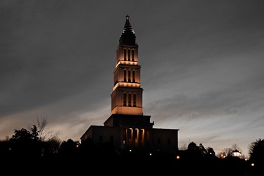 George Washington Masonic National Memorial in early evening [08]