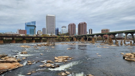 Skyline of Richmond from T. Tyler Potterfield Memorial Bridge [01]