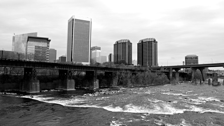 Skyline of Richmond from T. Tyler Potterfield Memorial Bridge [02]